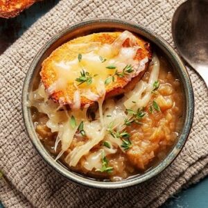 Soupe à l'oignon façon "Grand-Mère"