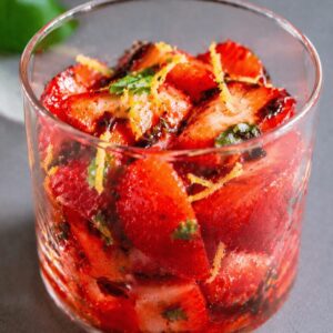Fraîcheur de fraises citron et basilic