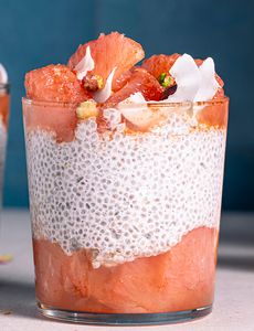 Chia au lait de coco pamplemousse et menthe