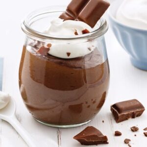 Mousse au chocolat noir.