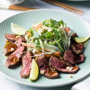 Salade vietnamienne de boeuf